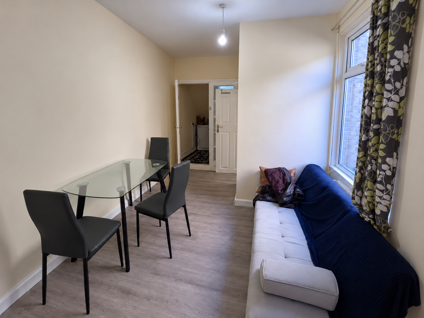 4 bed property in Australia Road, Cardiff